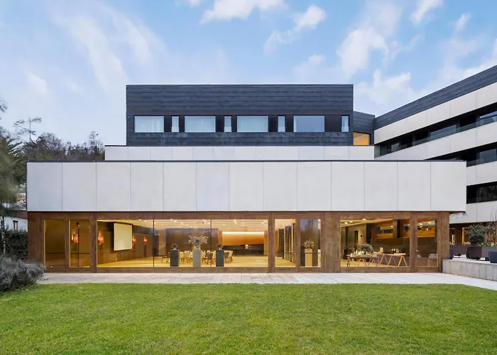 Principales hoteles Meliá en la vibrante Pamplona